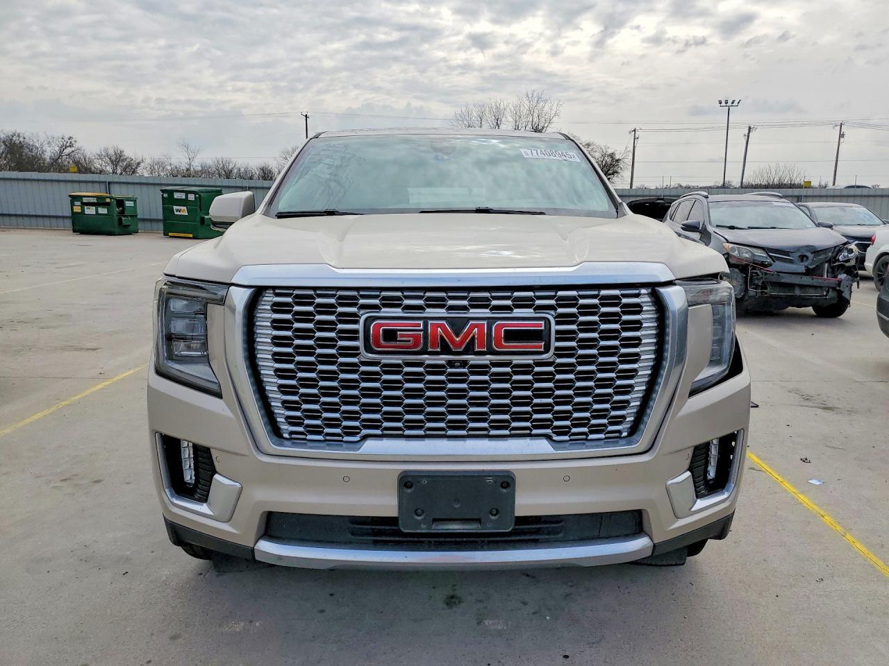 2021 GMC Yukon Denali - Фото 5