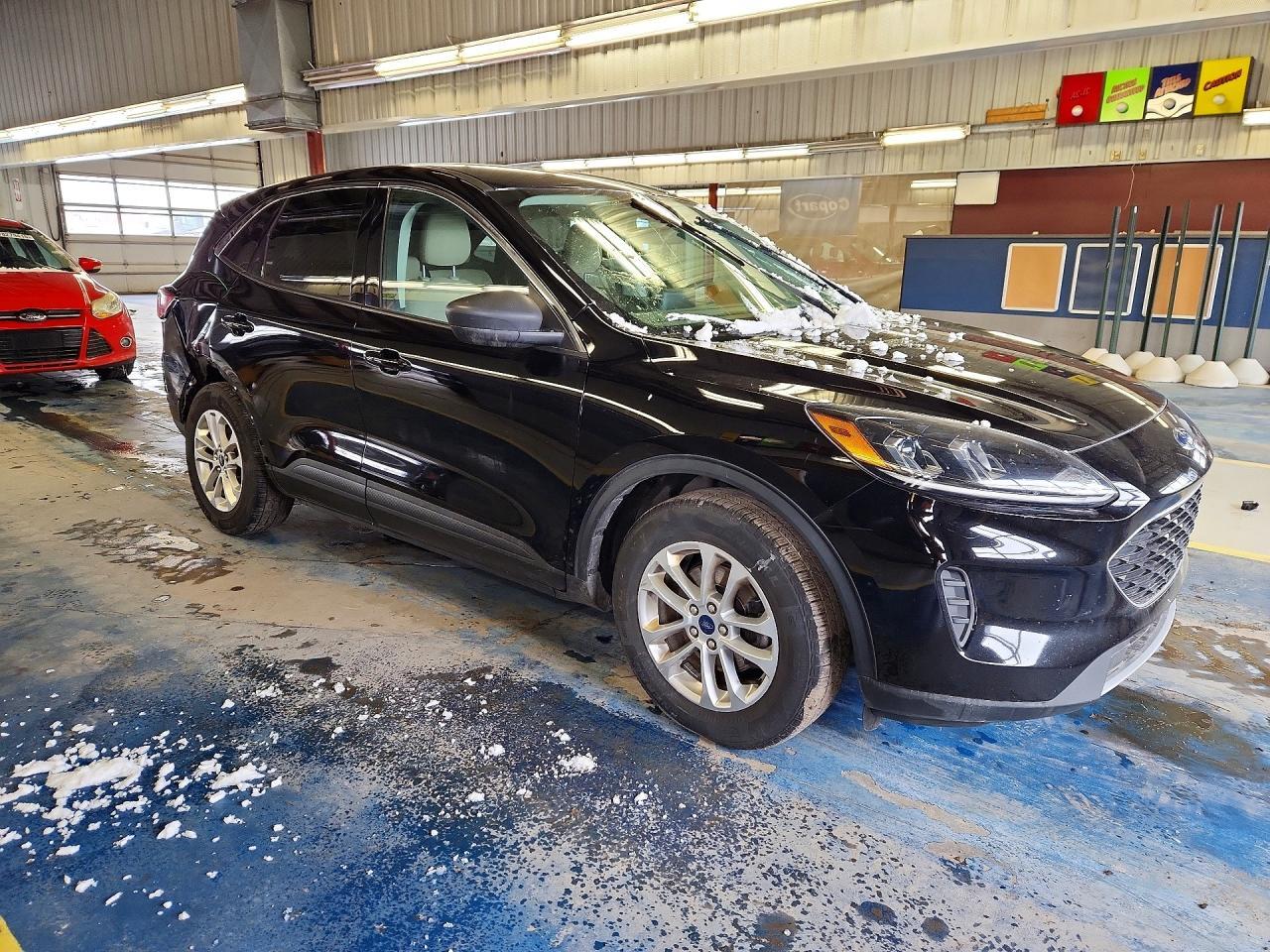 2022 Ford Escape Se - Фото 4