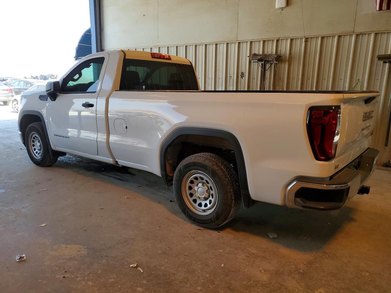 2020 GMC Sierra C1500 - Фото 2