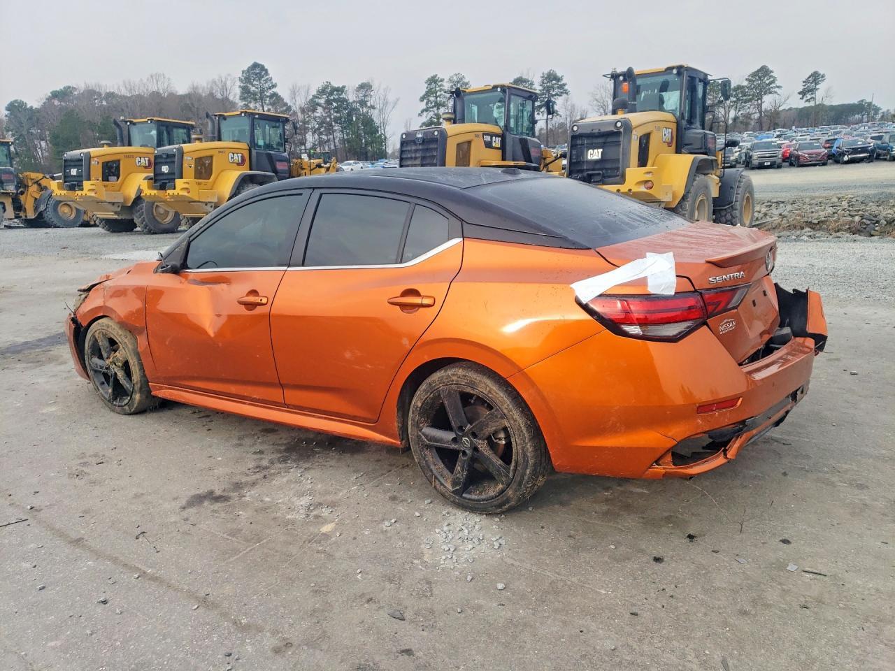 2025 Nissan Sentra Sr - Image 2