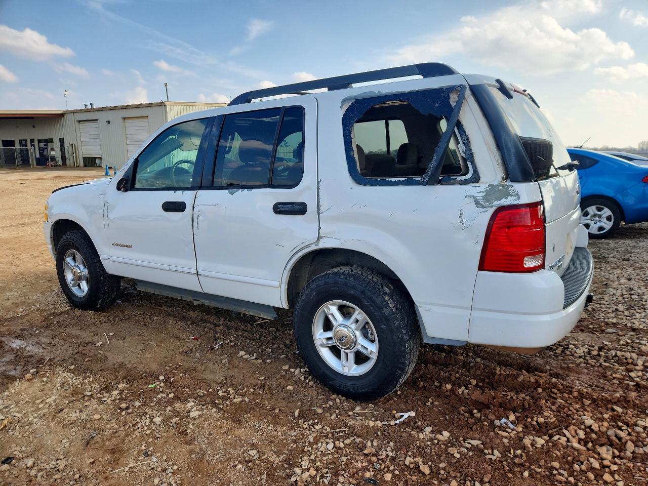 2005 Ford Explorer Xlt - Image 2