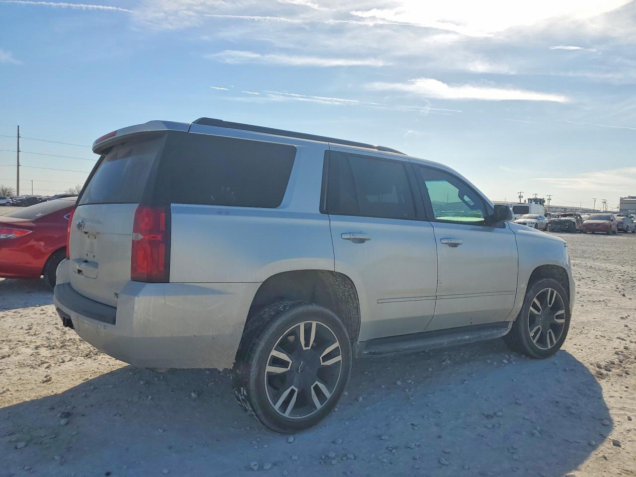 2018 Chevrolet Tahoe C1500 Premier - Image 3