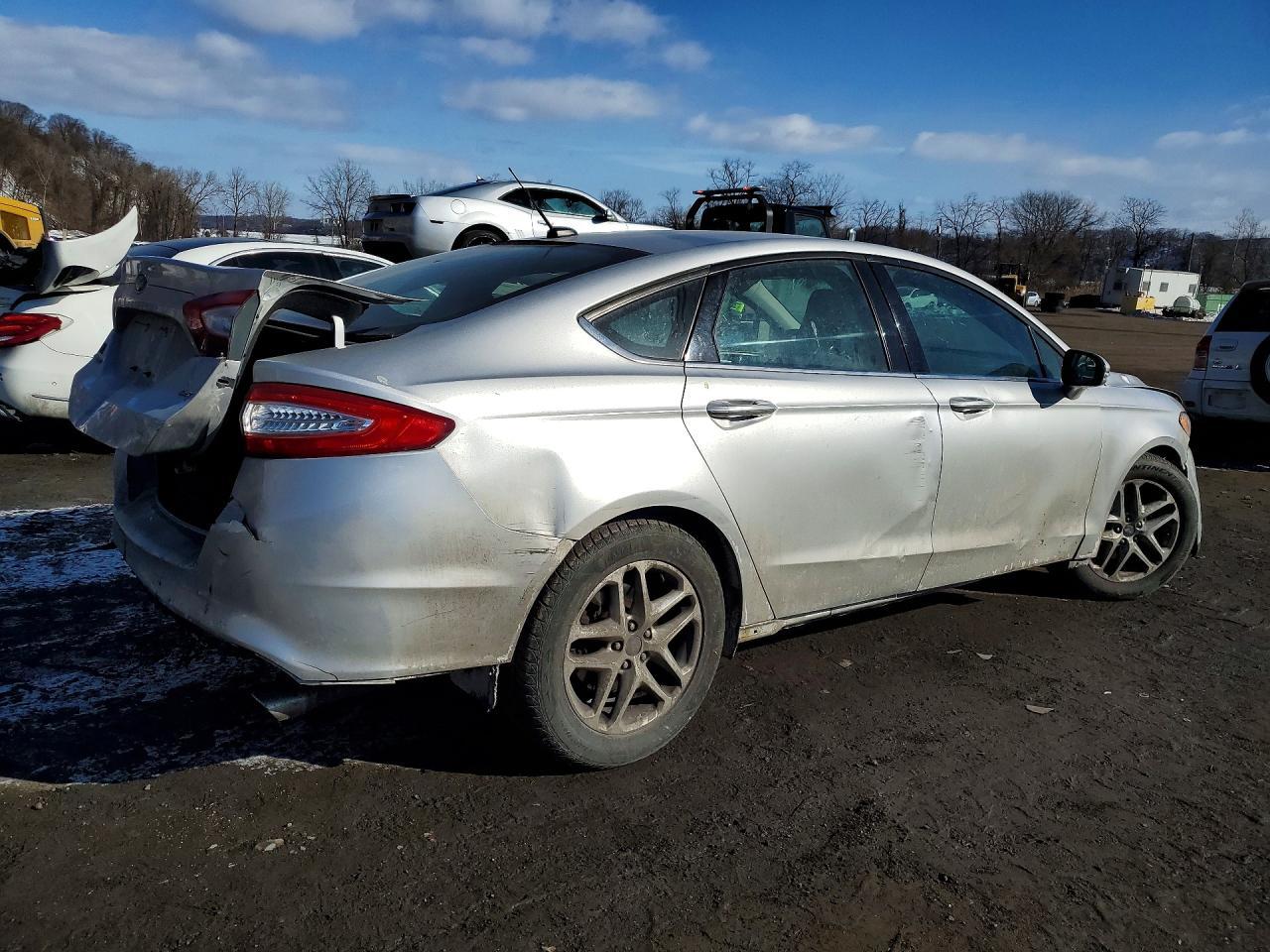 2013 Ford Fusion Se - Фото 3