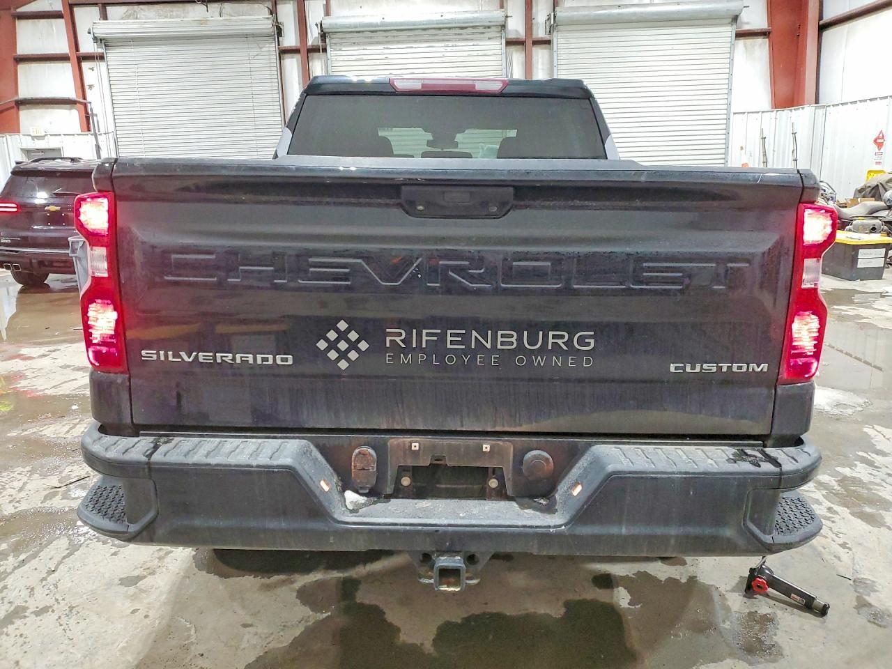 2022 Chevrolet Silverado K1500 Trail Boss Custom - Фото 6