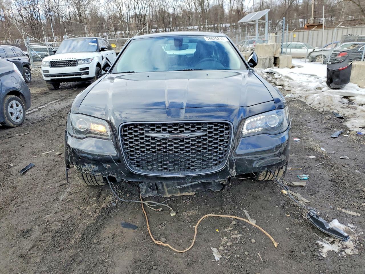 2023 Chrysler 300 Touring L - Image 5