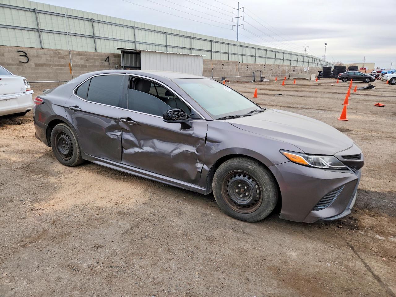 2019 Toyota Camry L - Фото 4