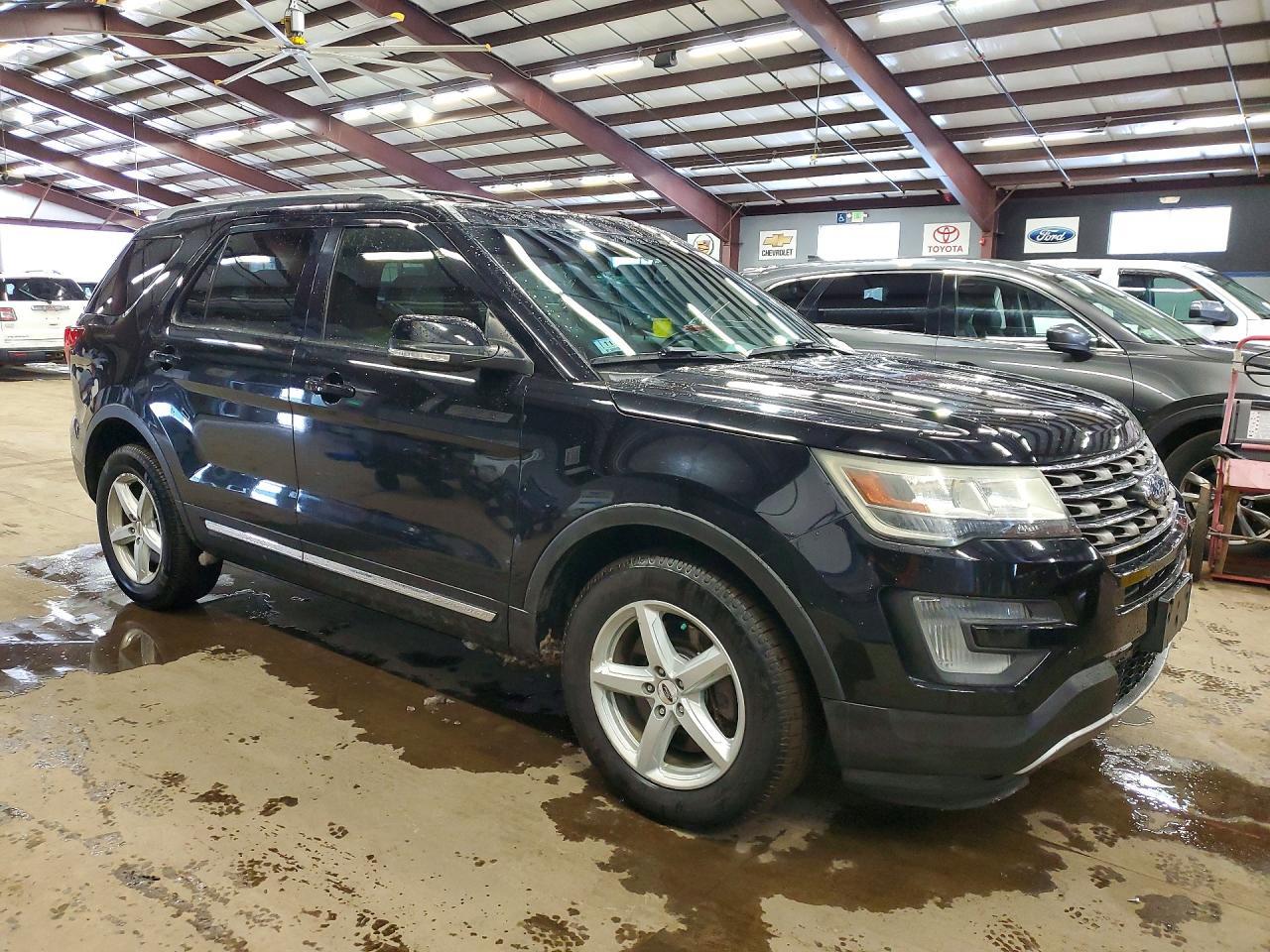 2016 Ford Explorer Xlt - Фото 4
