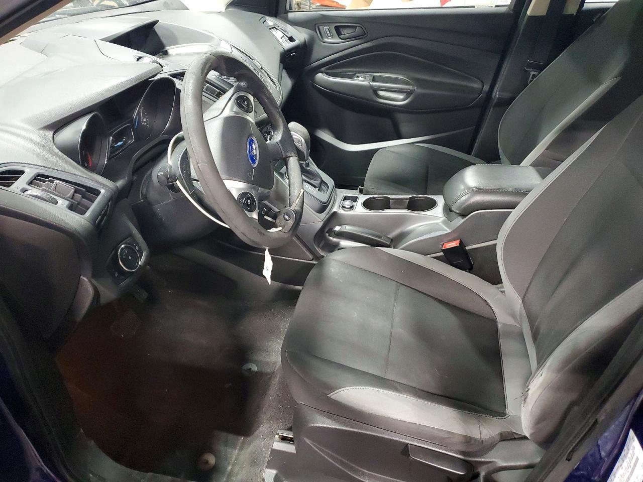 2014 Ford Escape S - Фото 7