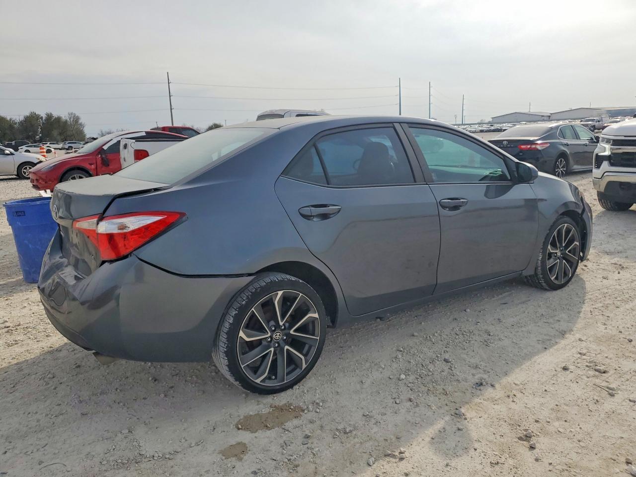 2016 Toyota Corolla L - Фото 3