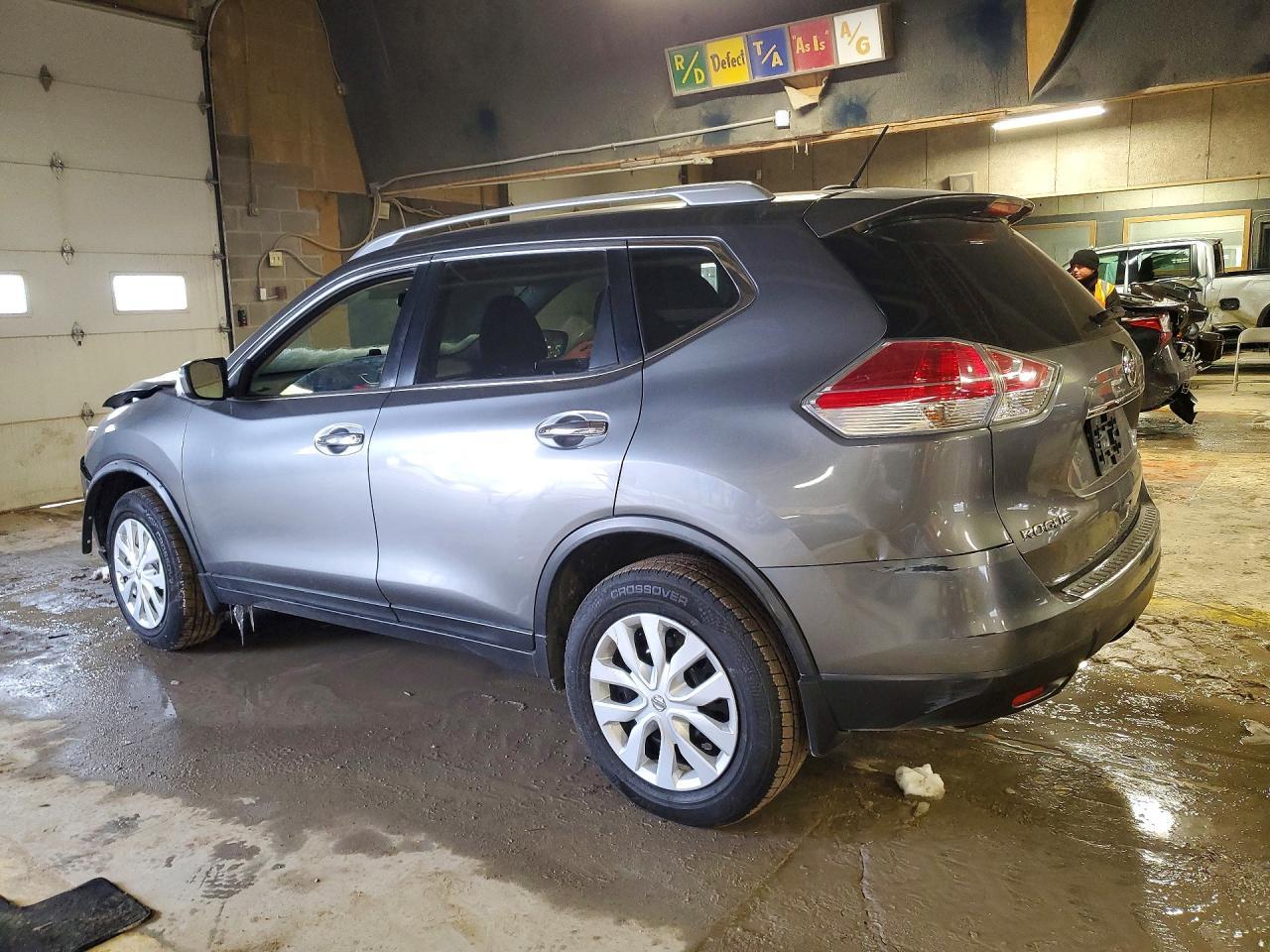 2016 Nissan Rogue S - Image 2