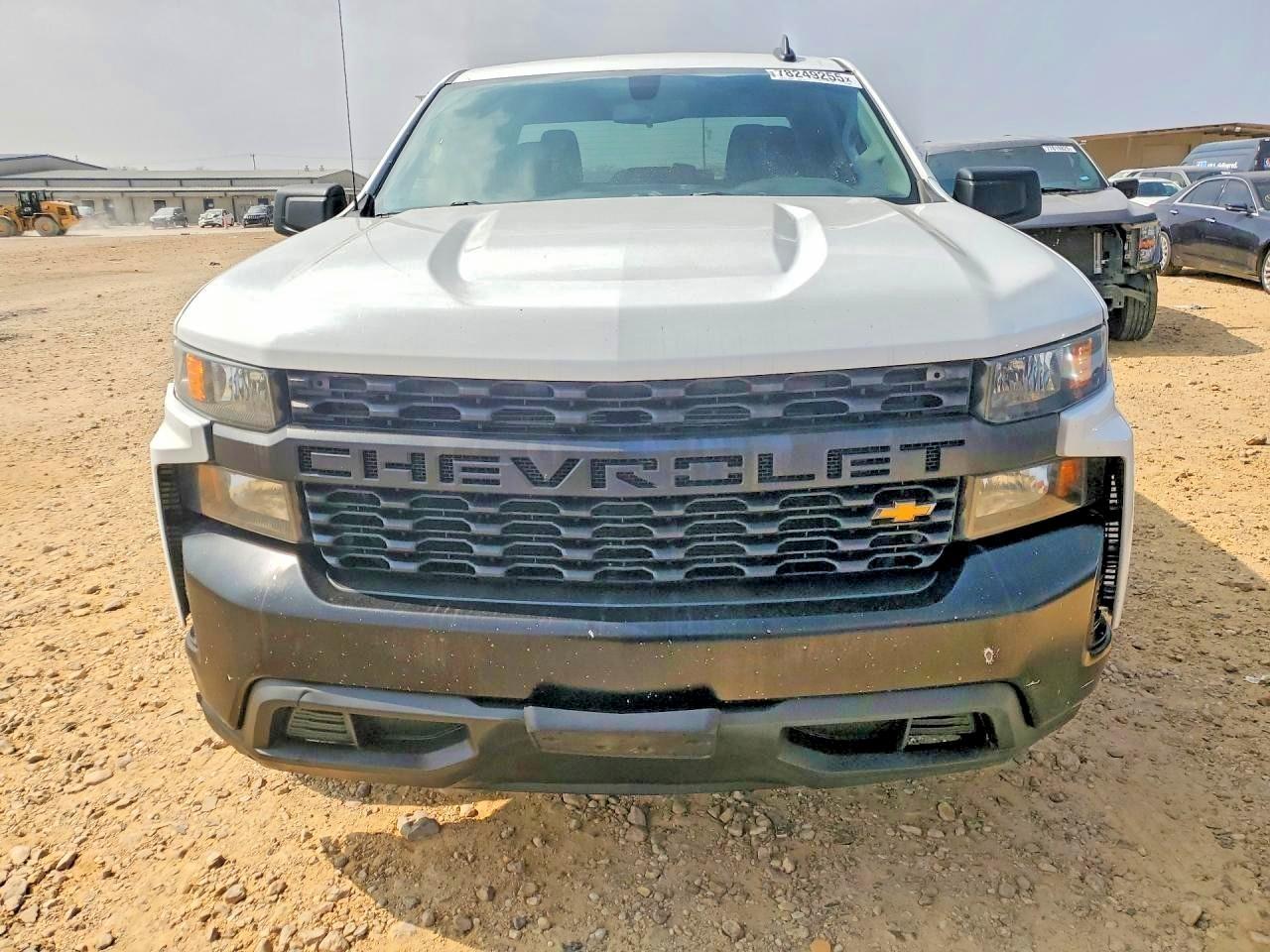 2019 Chevrolet Silverado C1500 - Image 5