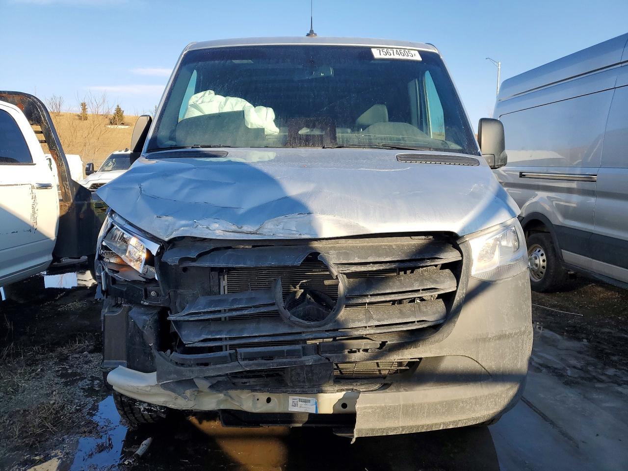 2025 Mercedes Benz Sprinter 2500 Delivery Van - Фото 5