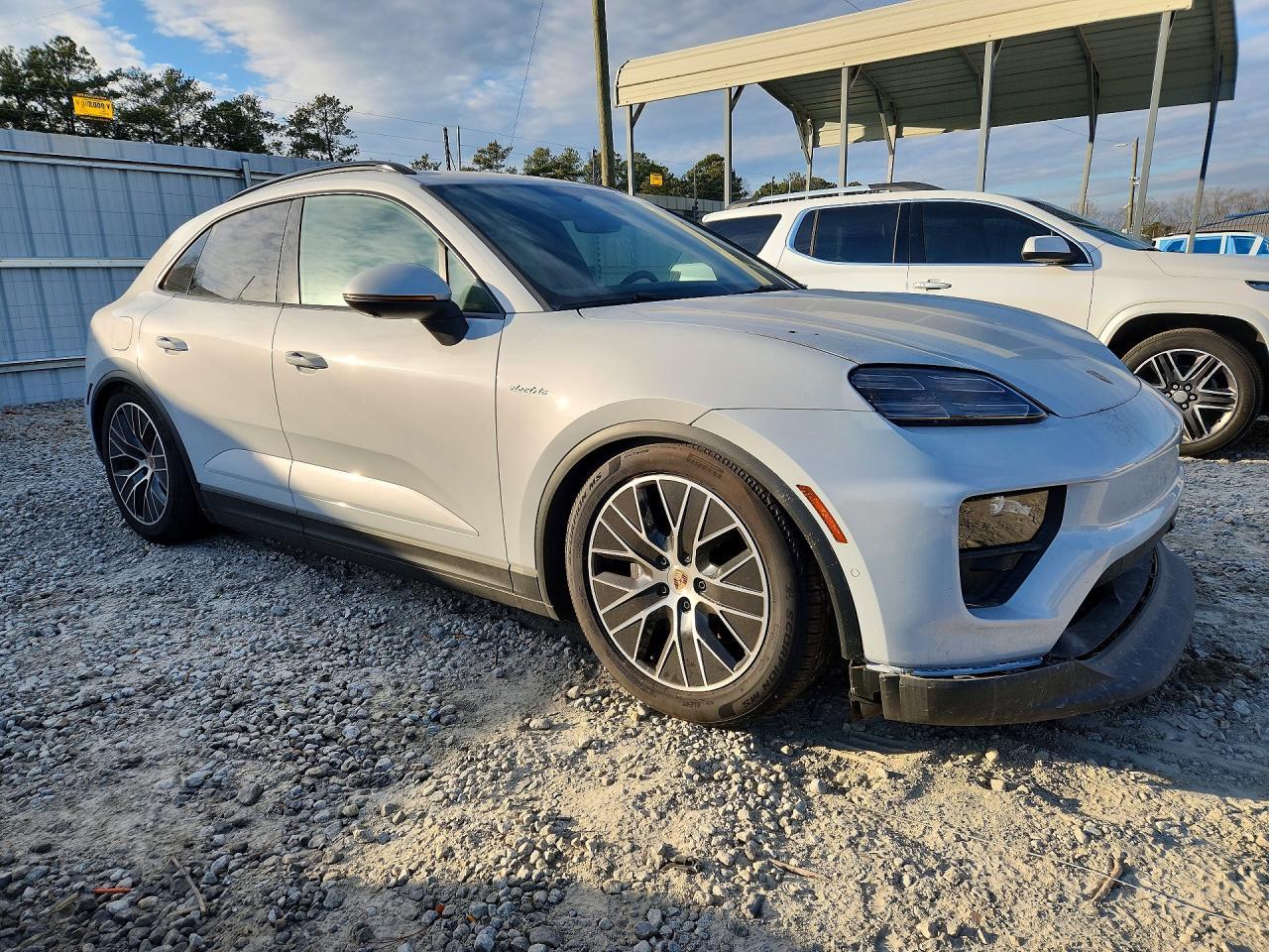 2025 Porsche Macan - Фото 4