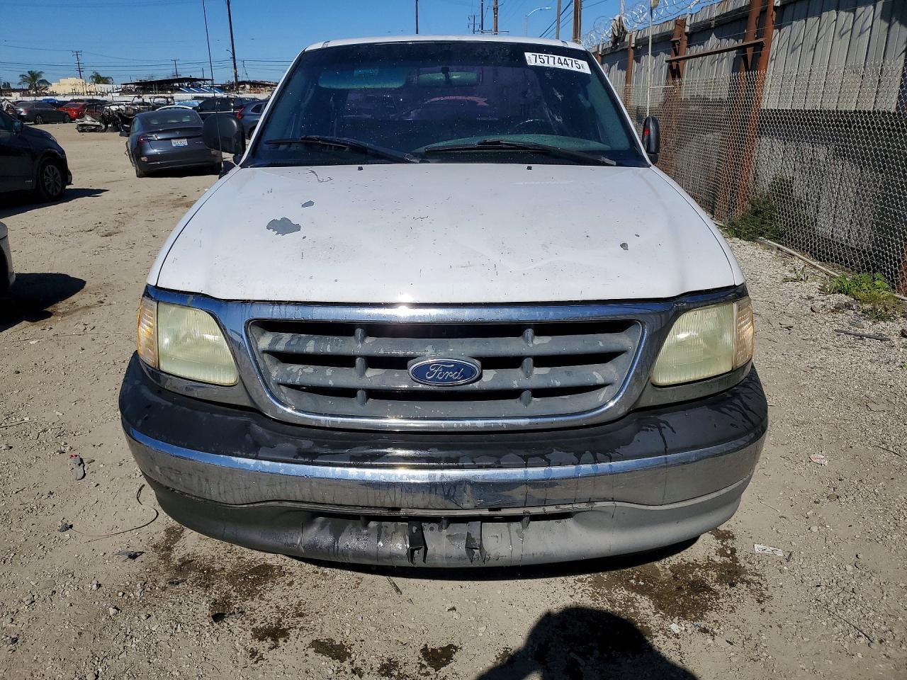 2003 Ford F150 - Фото 5