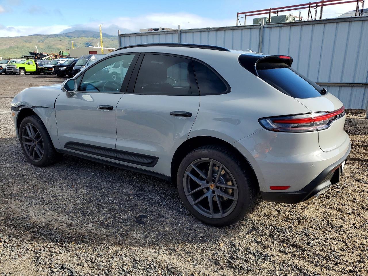 2026 Porsche Macan Base - Image 2