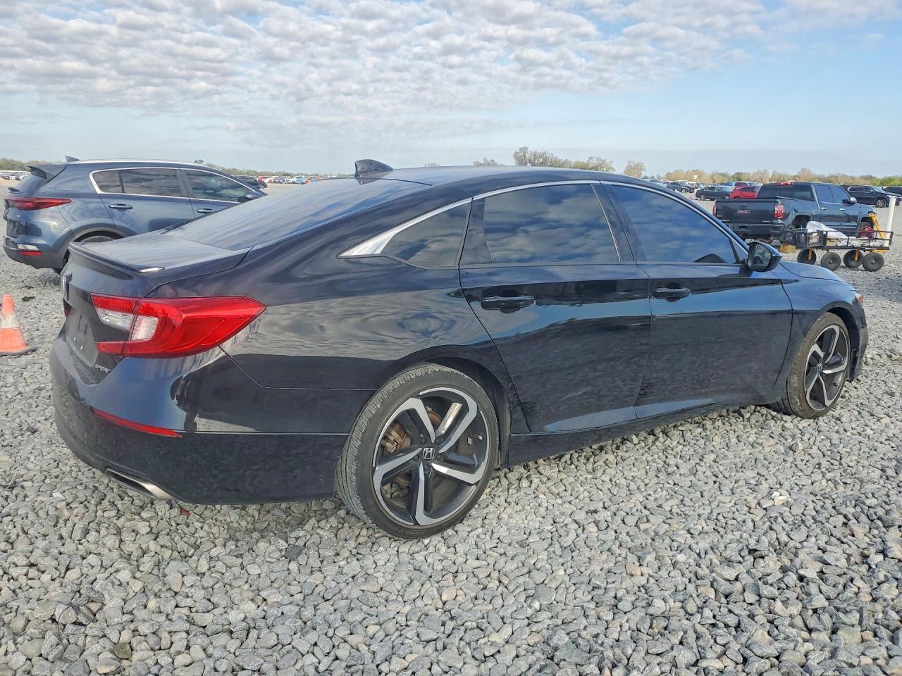 2021 Honda Accord Sport - Фото 3