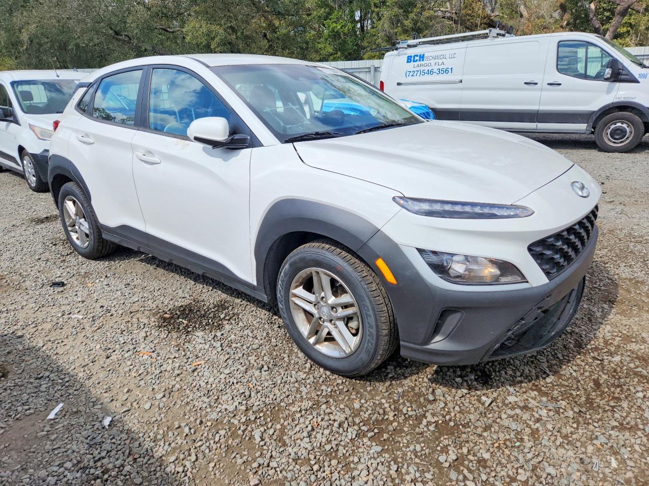 2023 Hyundai Kona Se - Image 4