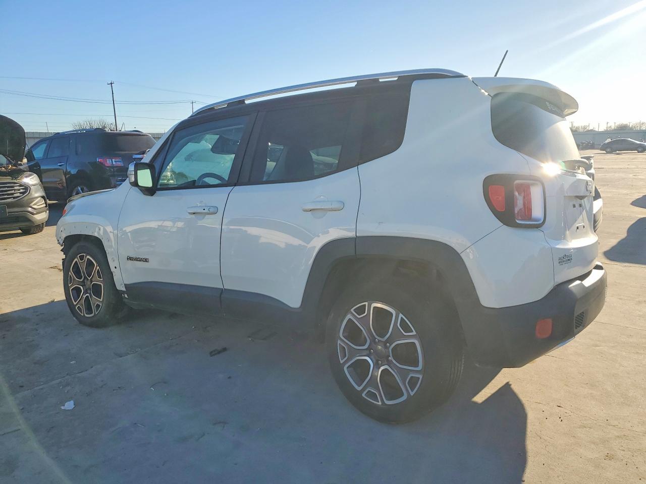 2016 Jeep Renegade Limited - Image 2