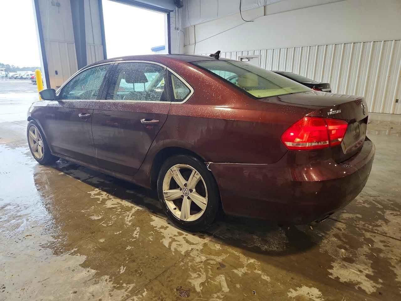 2014 Volkswagen Passat Se - Фото 2
