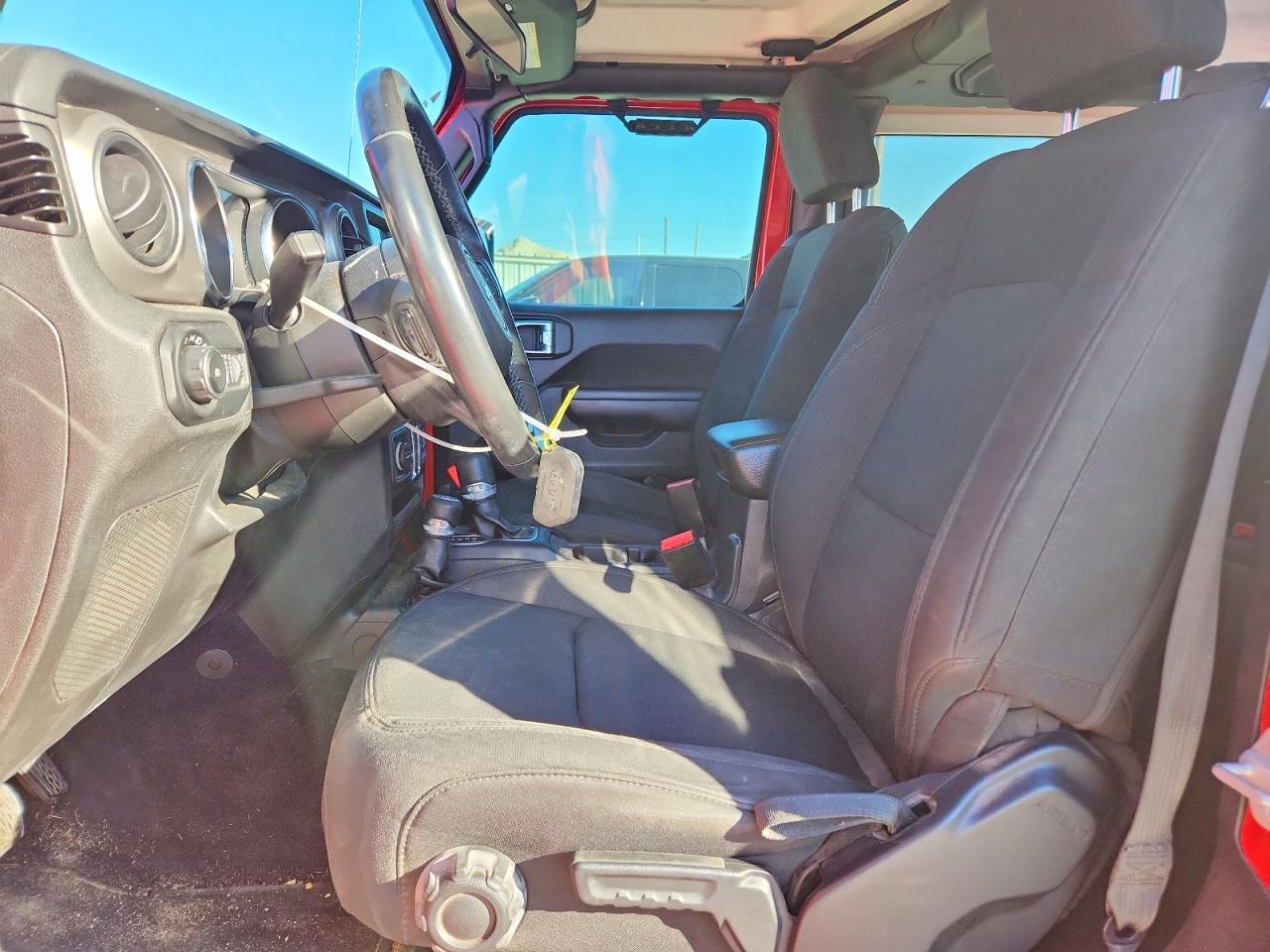 2021 Jeep Wrangler Sport - Фото 7