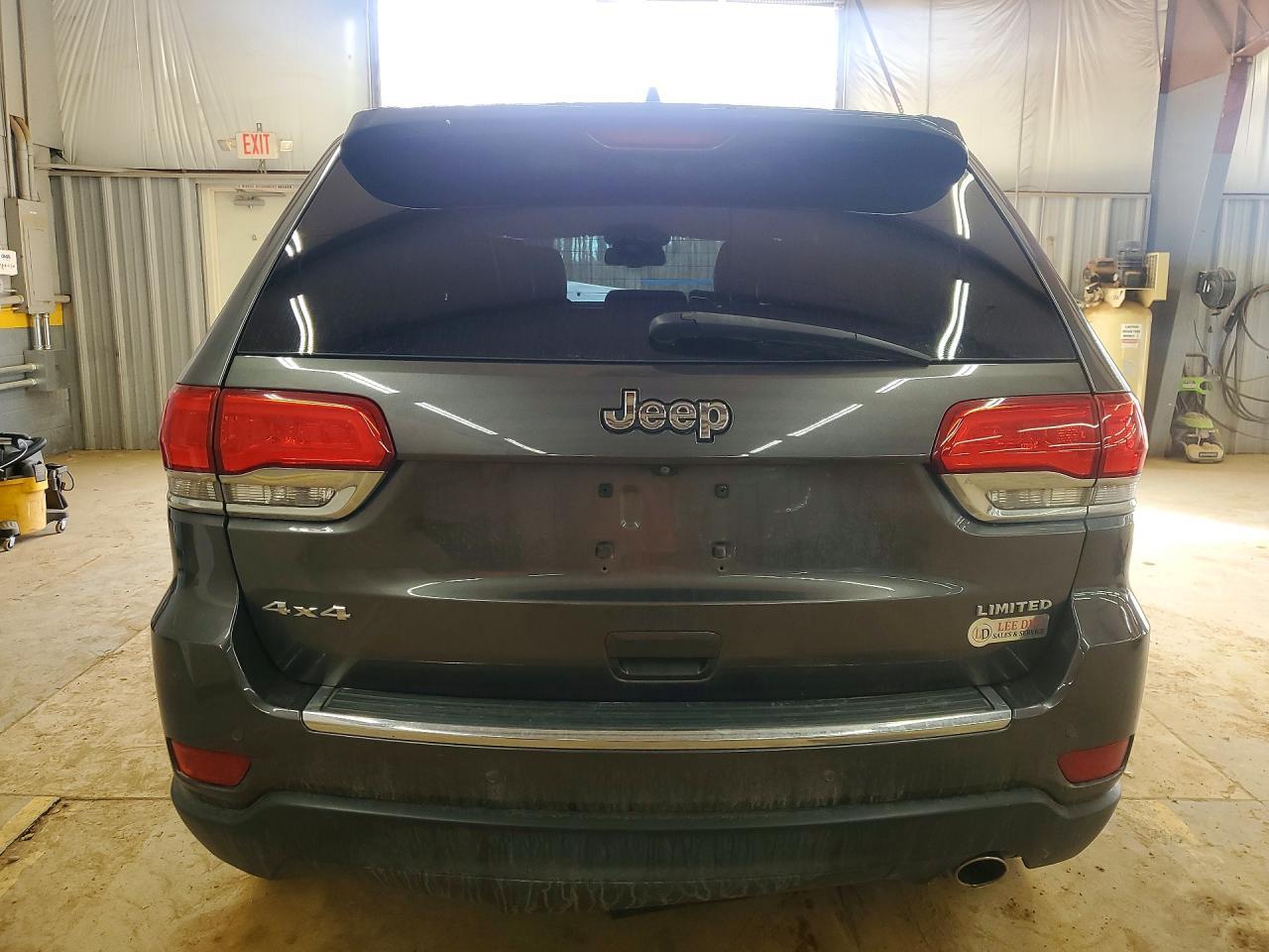 2015 Jeep Cherokee - Image 6