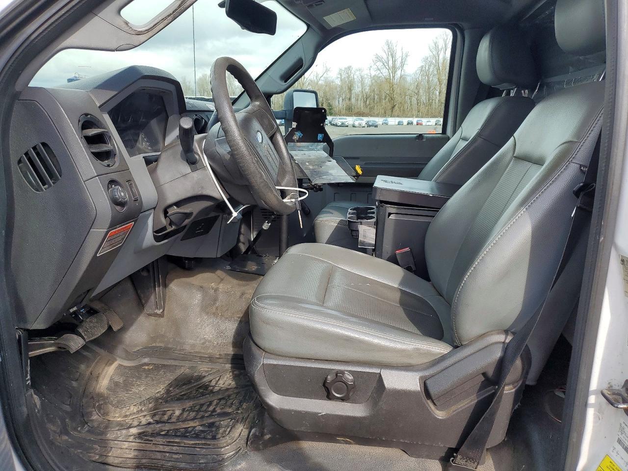 2012 Ford F450 Super Duty Utility / Service Truck - Image 7