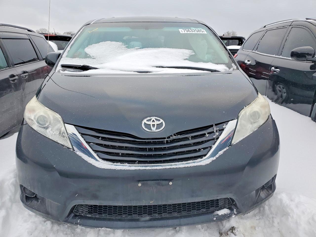 2013 Toyota Sienna Le - Фото 5