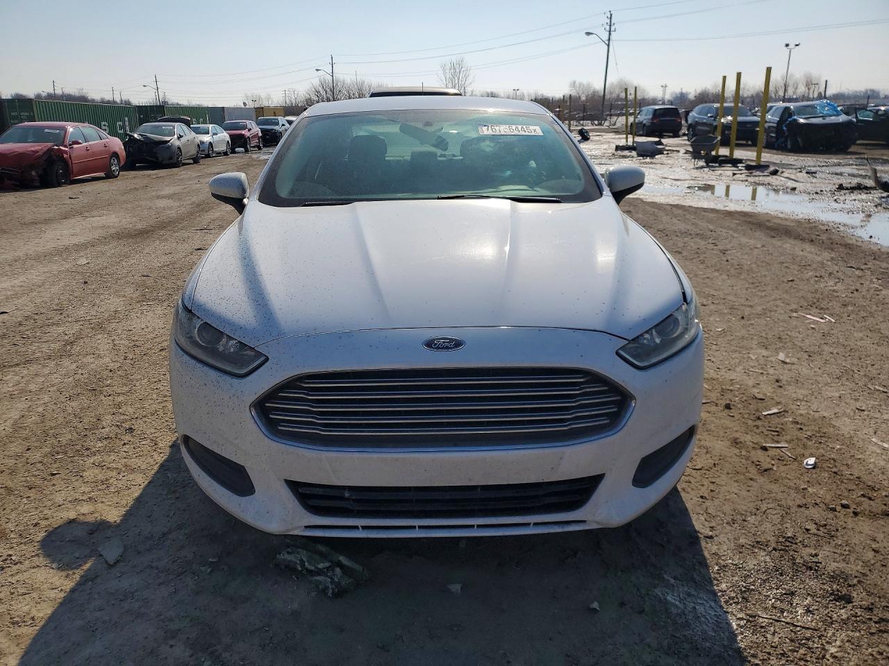 2016 Ford Fusion S - Фото 5