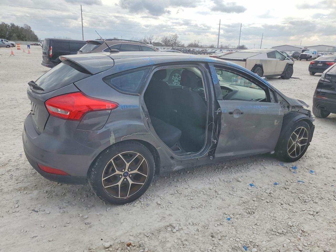 2018 Ford Focus Sel - Image 3