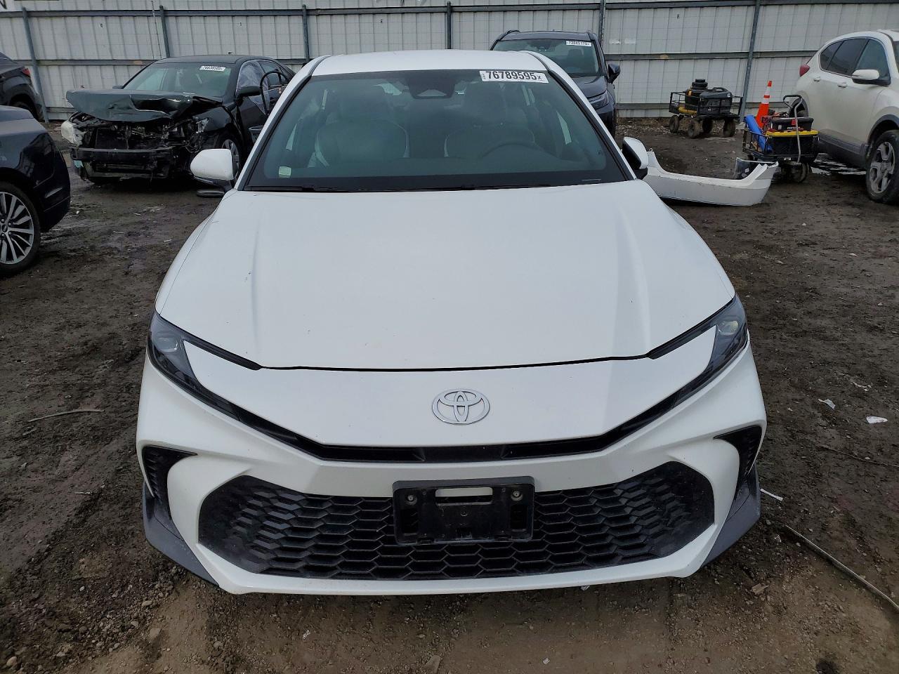 2025 Toyota Camry Se - Фото 5