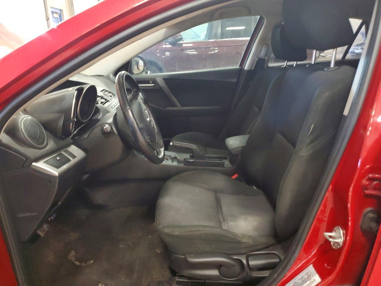 2013 Mazd Mazda3 - Image 7