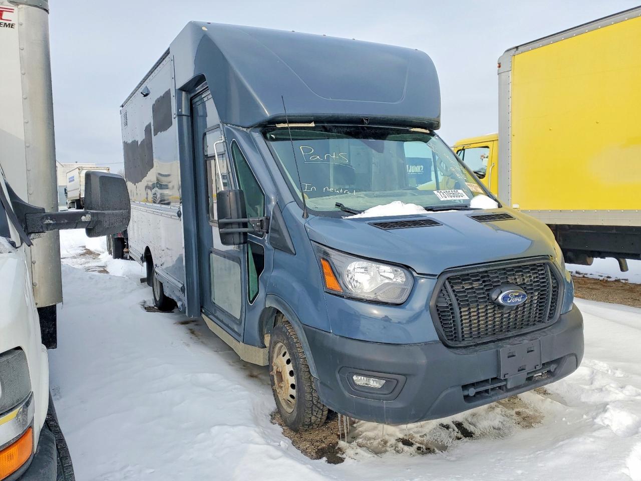 2022 Ford Transit Cutaway Cargo 3.5L 2Wd Drw