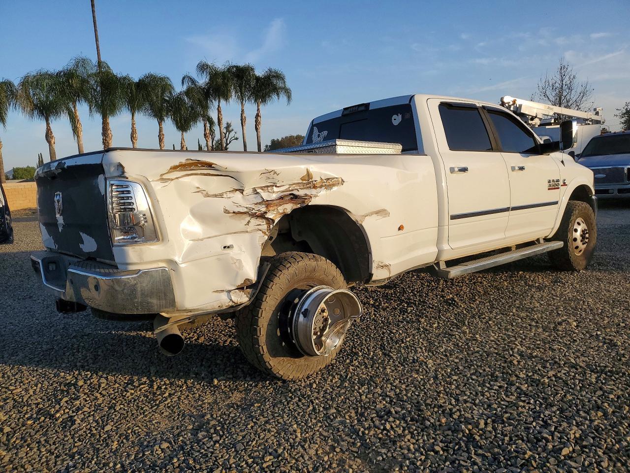 2015 Ram 3500 - Фото 3