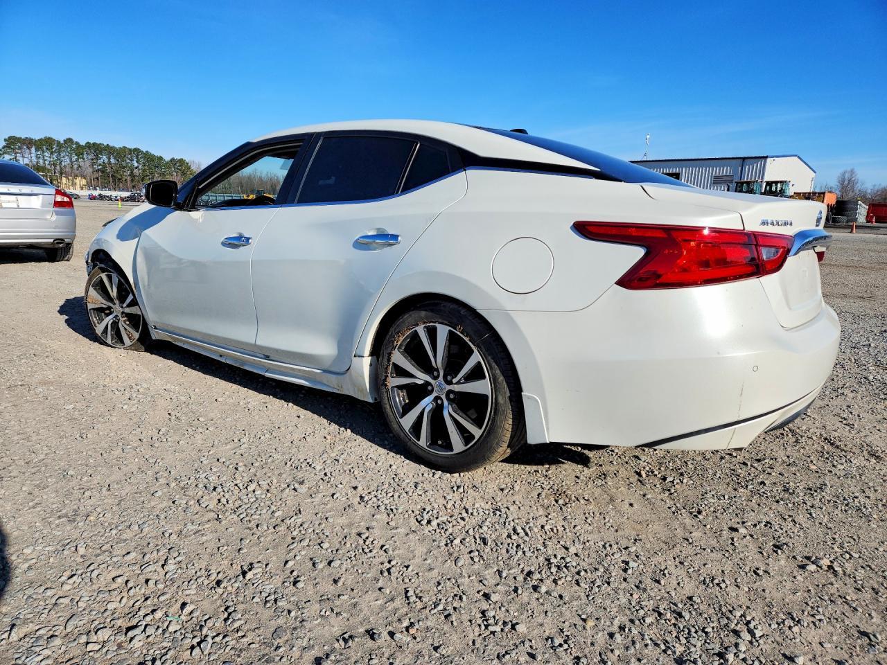 2017 Nissan Maxima 3.5S - Фото 2