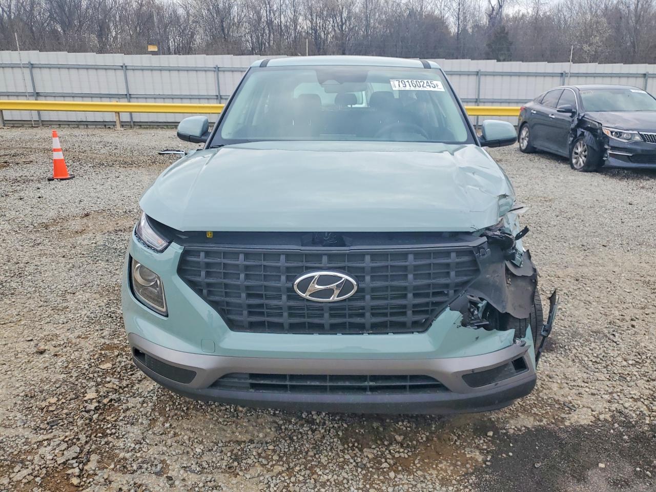 2026 Hyundai Venue Se - Image 5