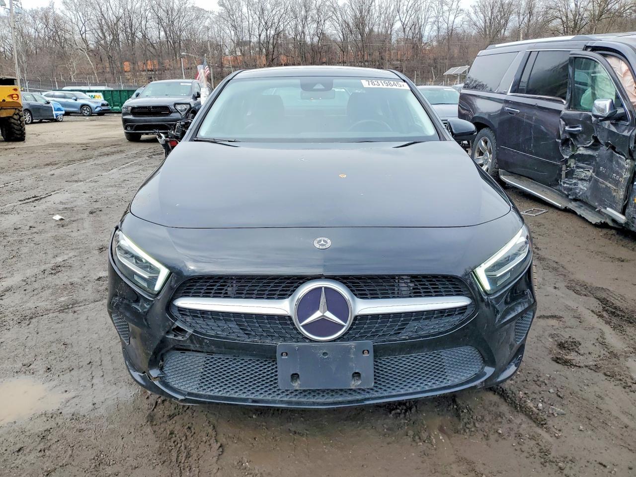2022 Mercedes Benz A - Фото 5