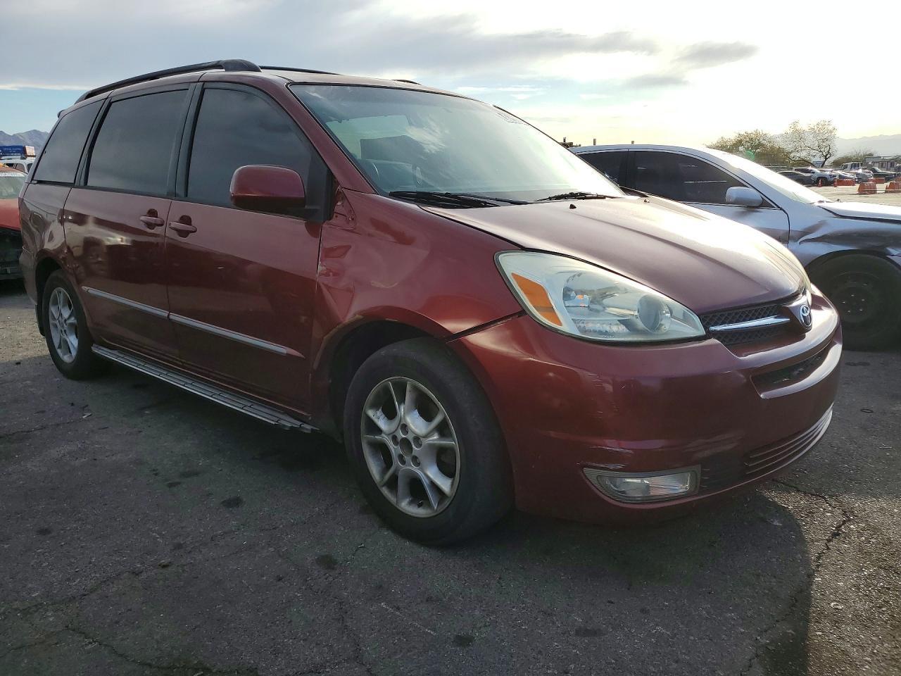 2005 Toyota Sienna Xle - Image 4