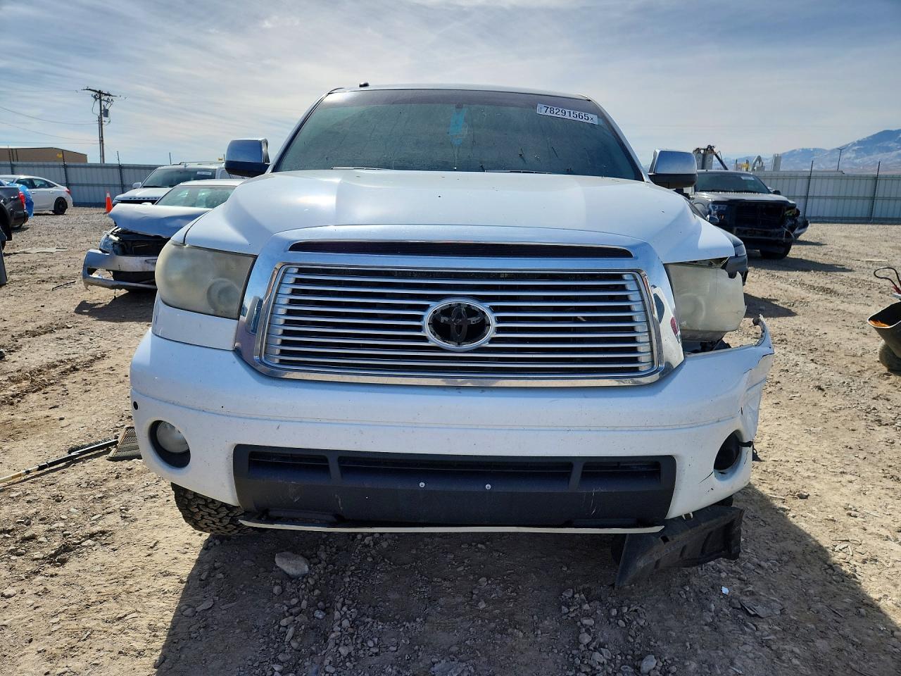 2011 Toyota Tundra Double Cab Limited - Фото 5