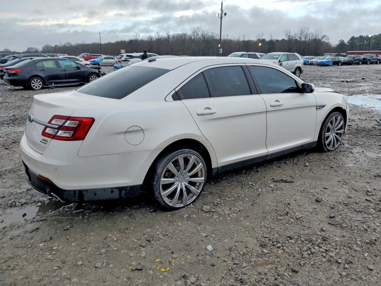 2013 Ford Taurus Sel - Фото 3