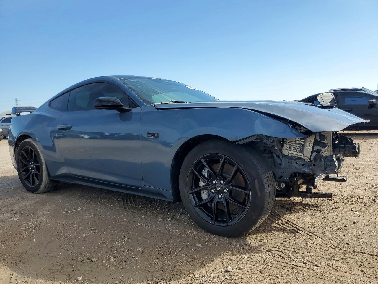 2025 Ford Mustang Gt - Фото 4