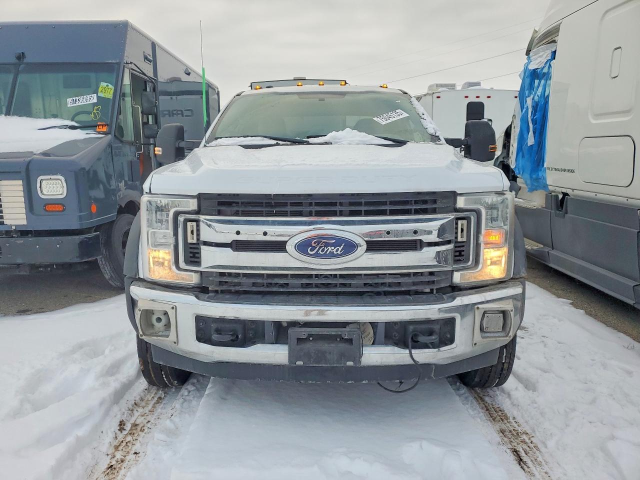 2017 Ford F550 Super Duty - Фото 5