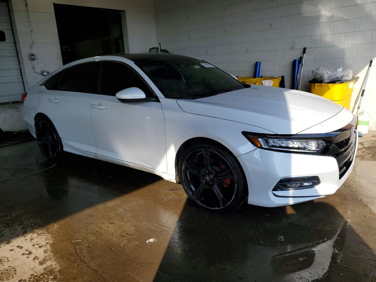 2020 Honda Accord Sport - Фото 4