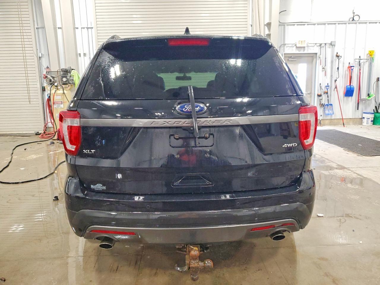 2017 Ford Explorer Xlt - Фото 6