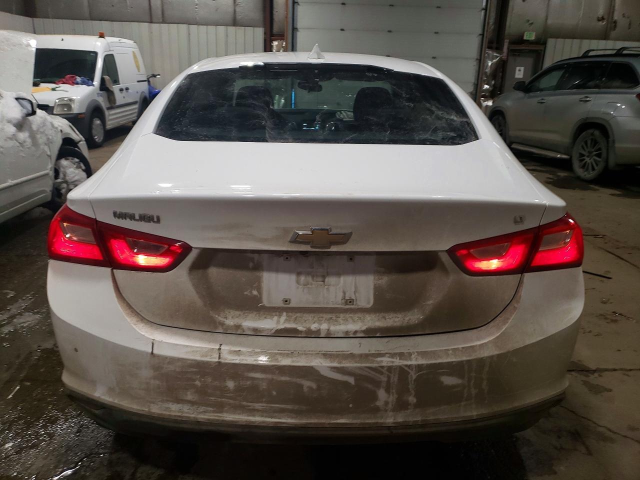 2017 Chevrolet Malibu Lt - Image 6
