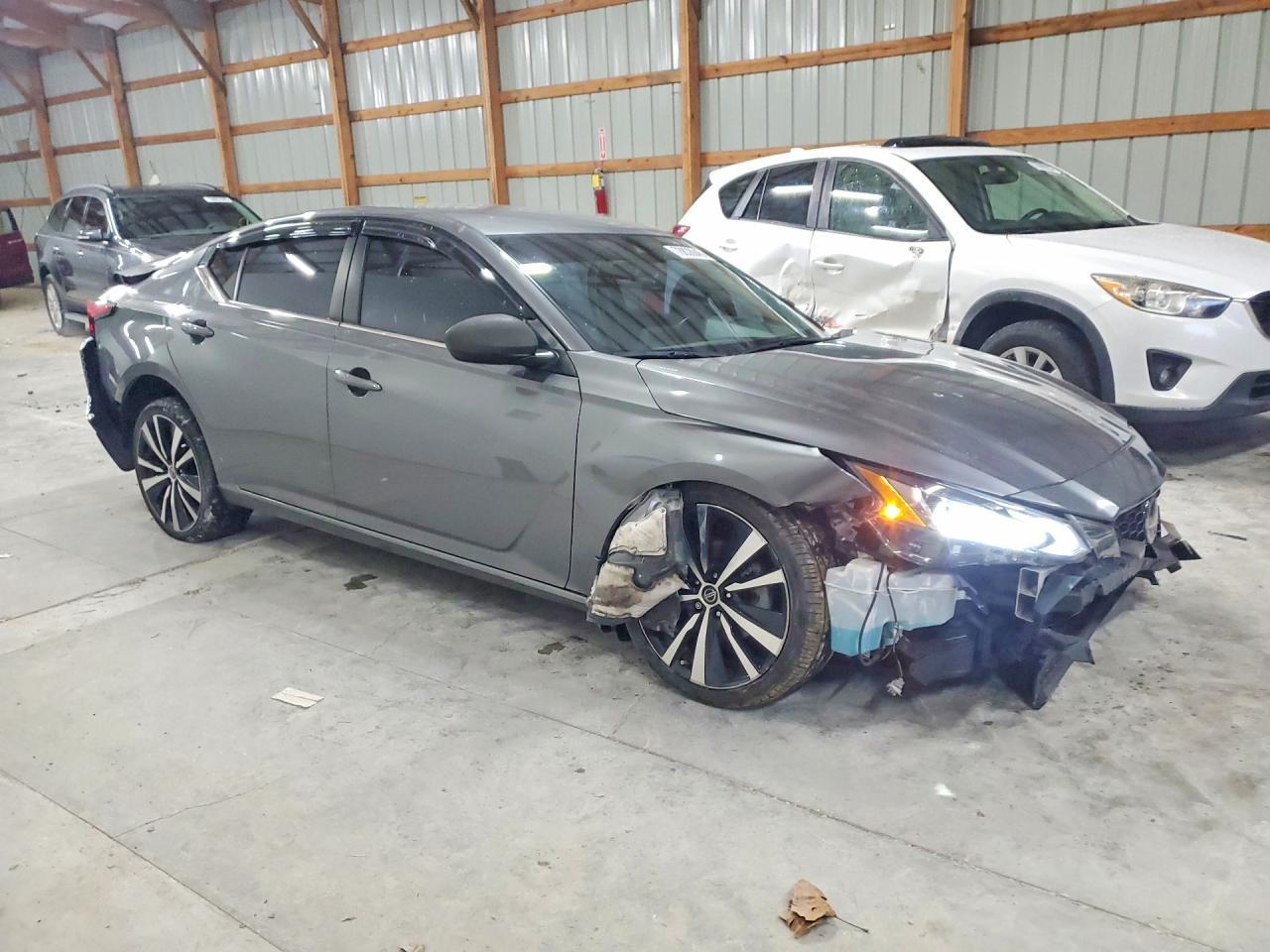 2022 Nissan Altima 2.5 Sr - Фото 4