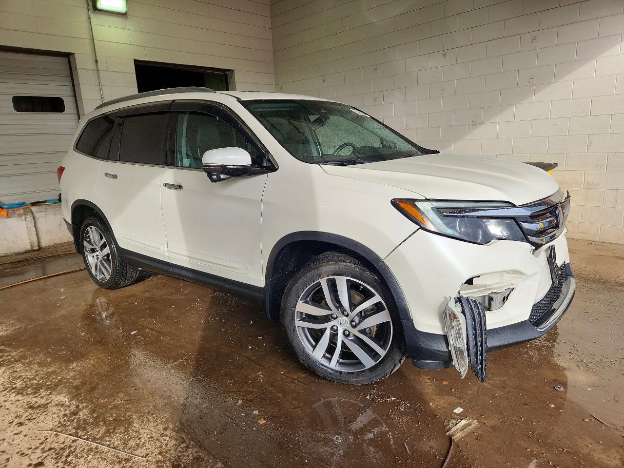 2017 Honda Pilot Touring - Фото 4