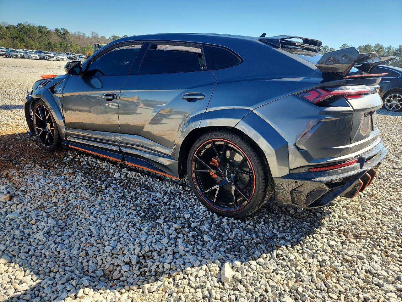2021 Lamborghini Urus - Фото 2