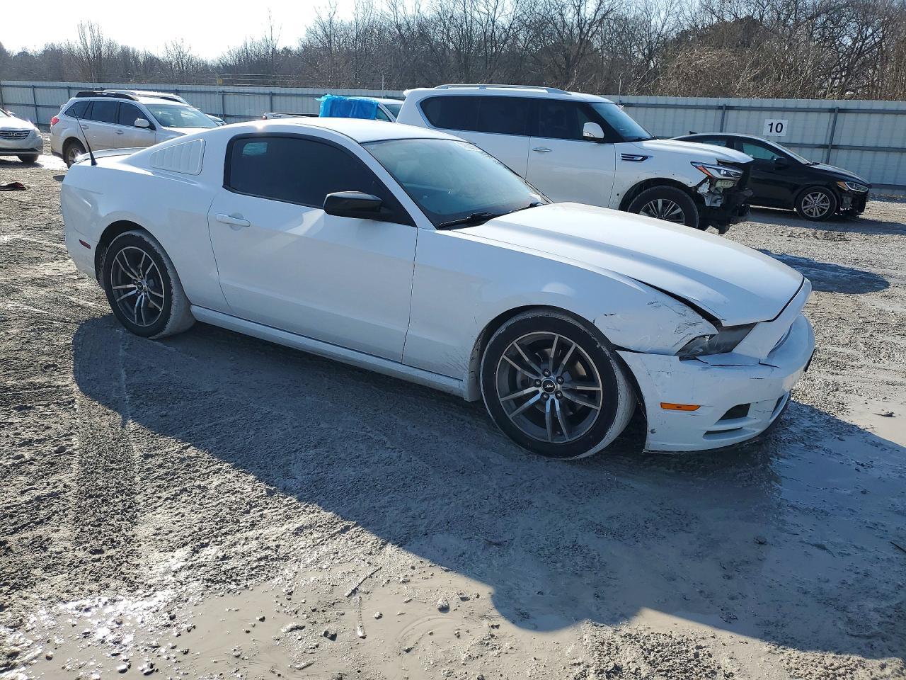 2014 Ford Mustang - Фото 4