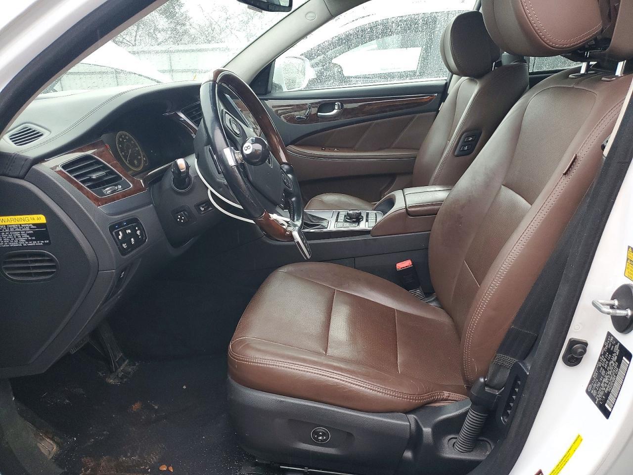 2015 Hyundai Equus Signature - Image 7