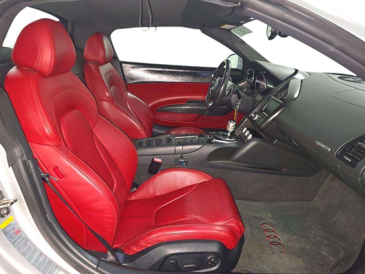 2011 Audi R8 5.2 Quattro - Image 5